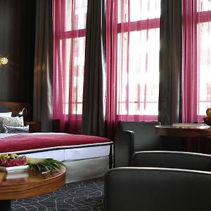 Suite met een Queen Size Bed